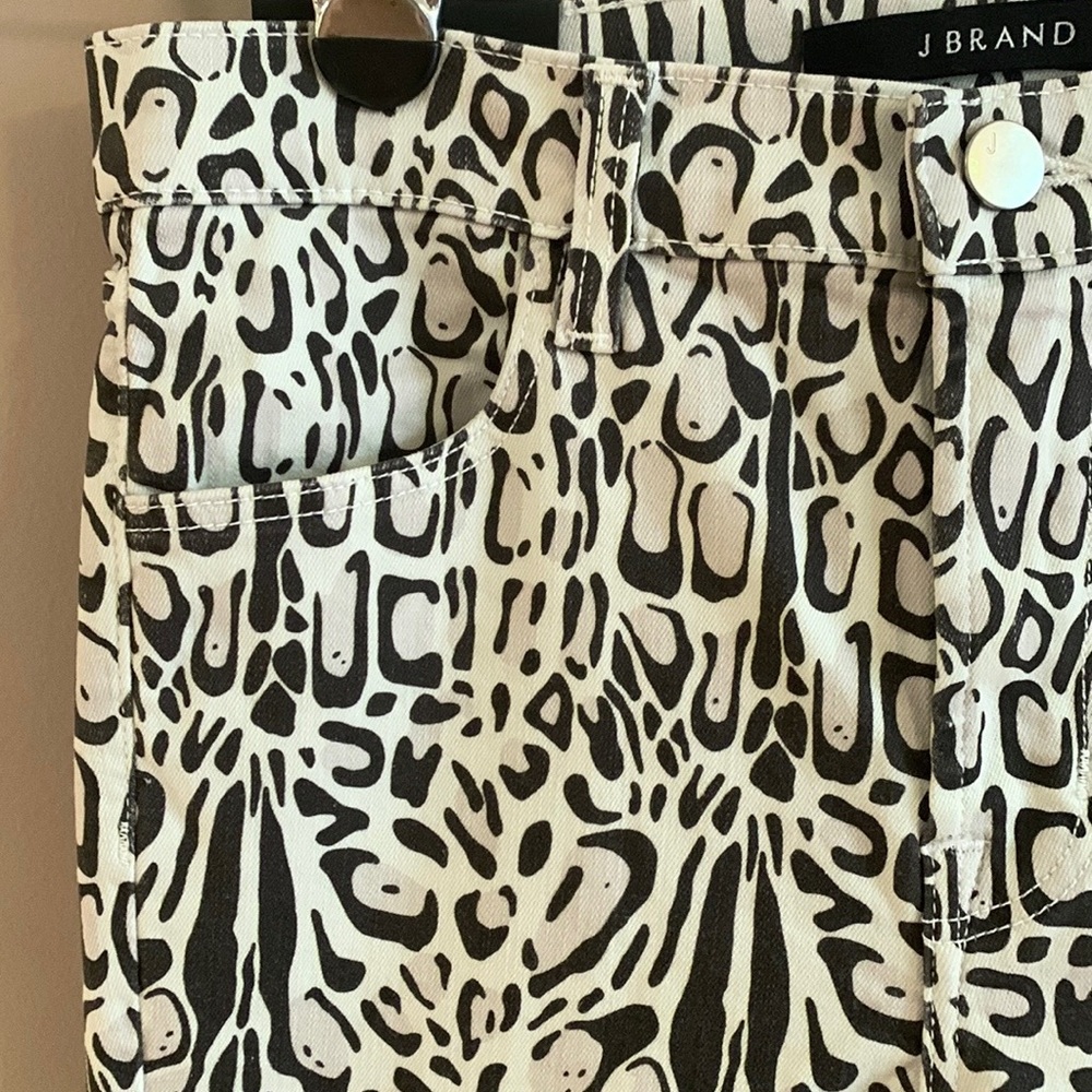 J Brand Jeans - Picture 3 of 7